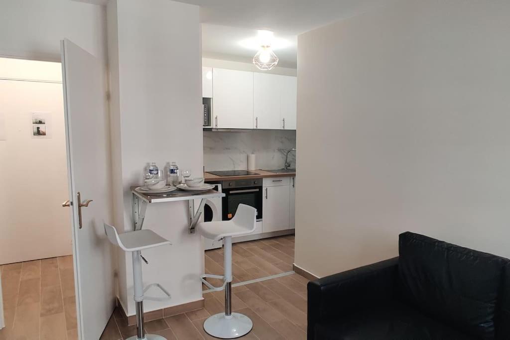 Appart Cosy Auber Porte De Paris Aubervilliers Exterior foto
